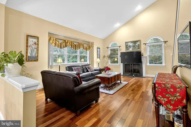 $1,100,000 | 11 Morgan Lane, Media, PA 19063