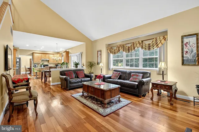 $1,100,000 | 11 Morgan Lane, Media, PA 19063