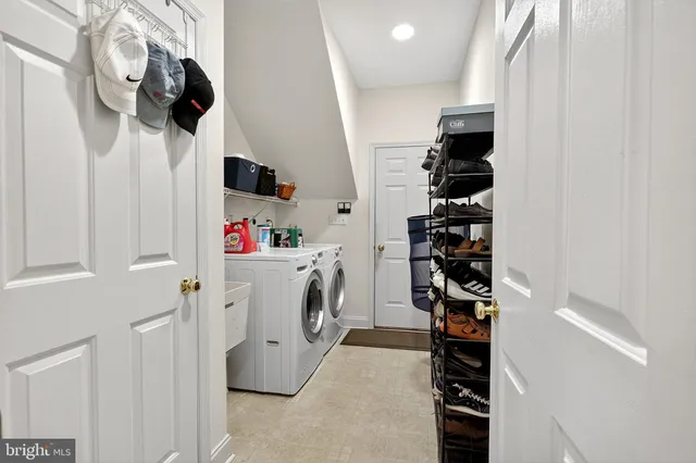 $1,100,000 | 11 Morgan Lane, Media, PA 19063