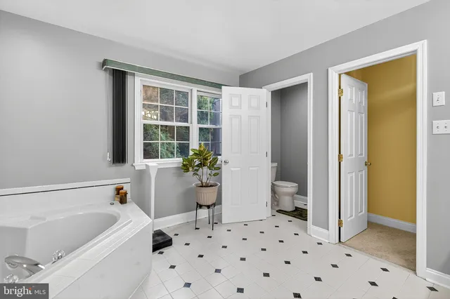 $1,100,000 | 11 Morgan Lane, Media, PA 19063