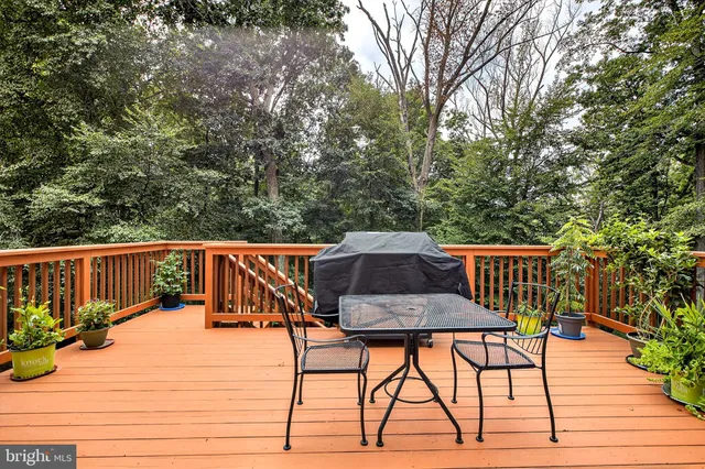 $1,100,000 | 11 Morgan Lane, Media, PA 19063