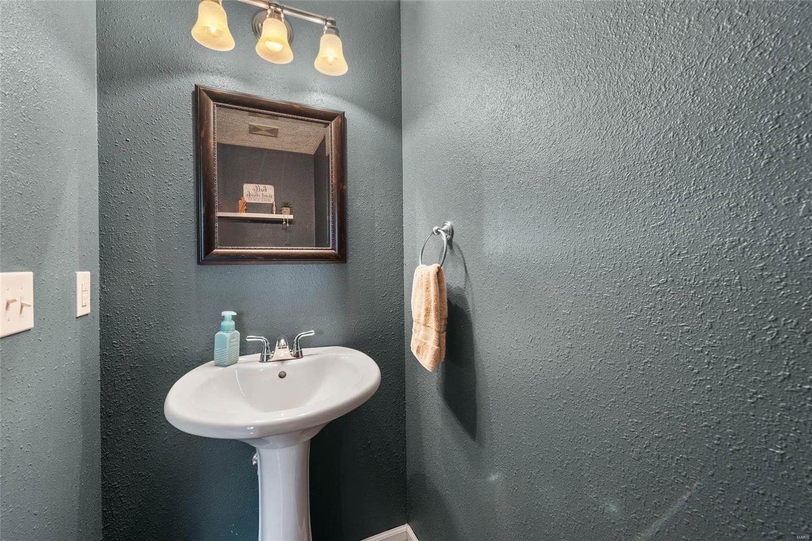 8951 East Kirsch Road Troy, IL 62294 - Photo 22 of 29
