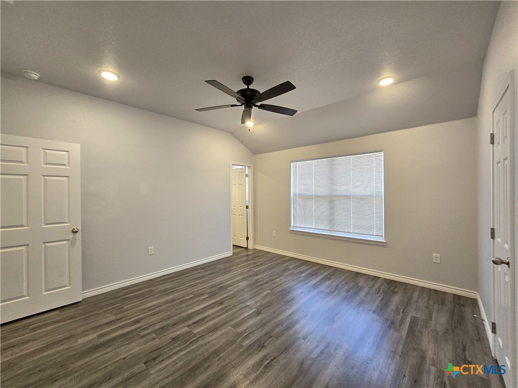 122 Wind Ridge Drive, Unit B Copperas Cove, TX 76522 - Photo 26 of 32 Gallery Image 26