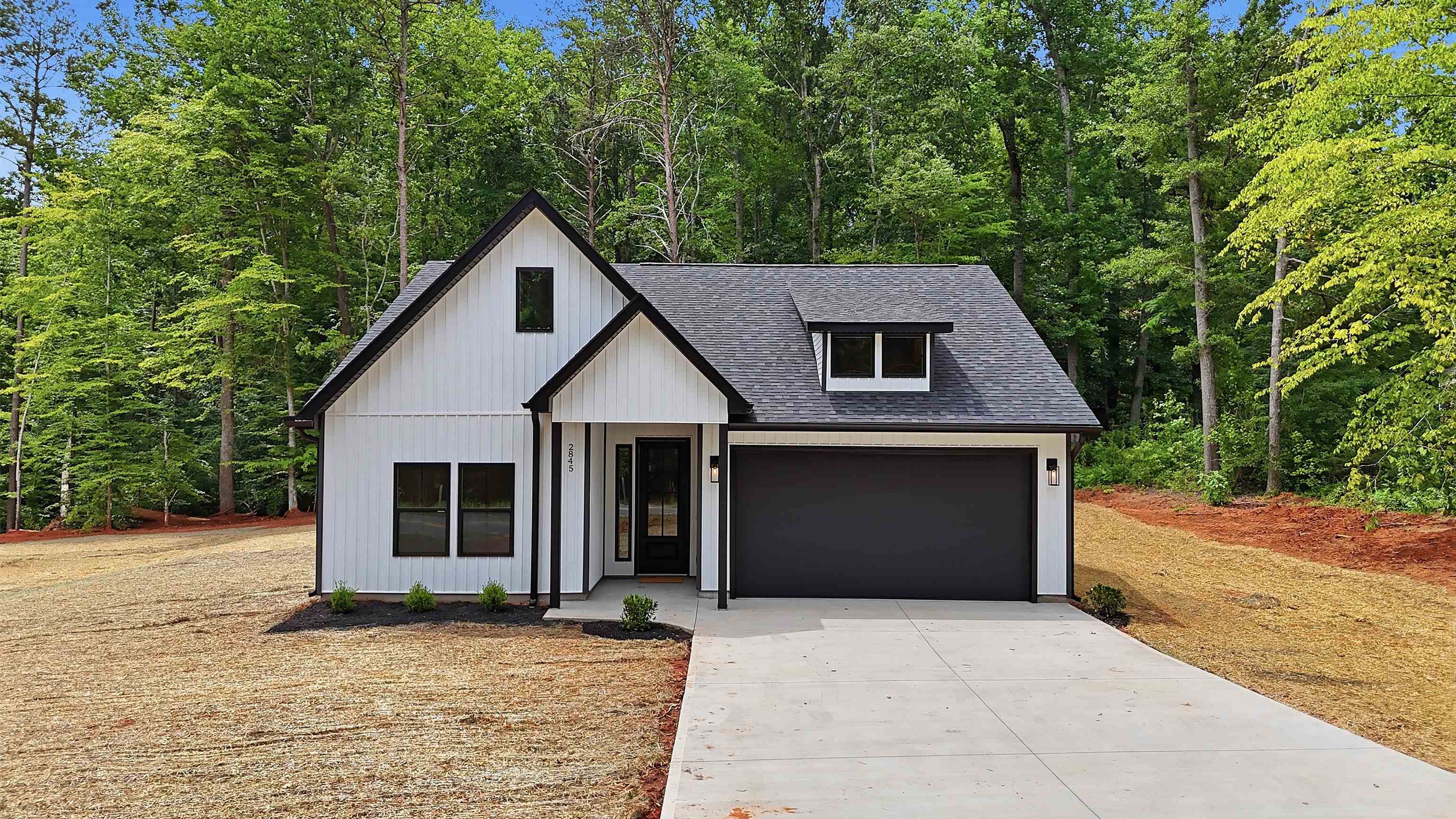 2845 Melvin Hill Road Campobello, SC 29322 - Photo 2 of 37