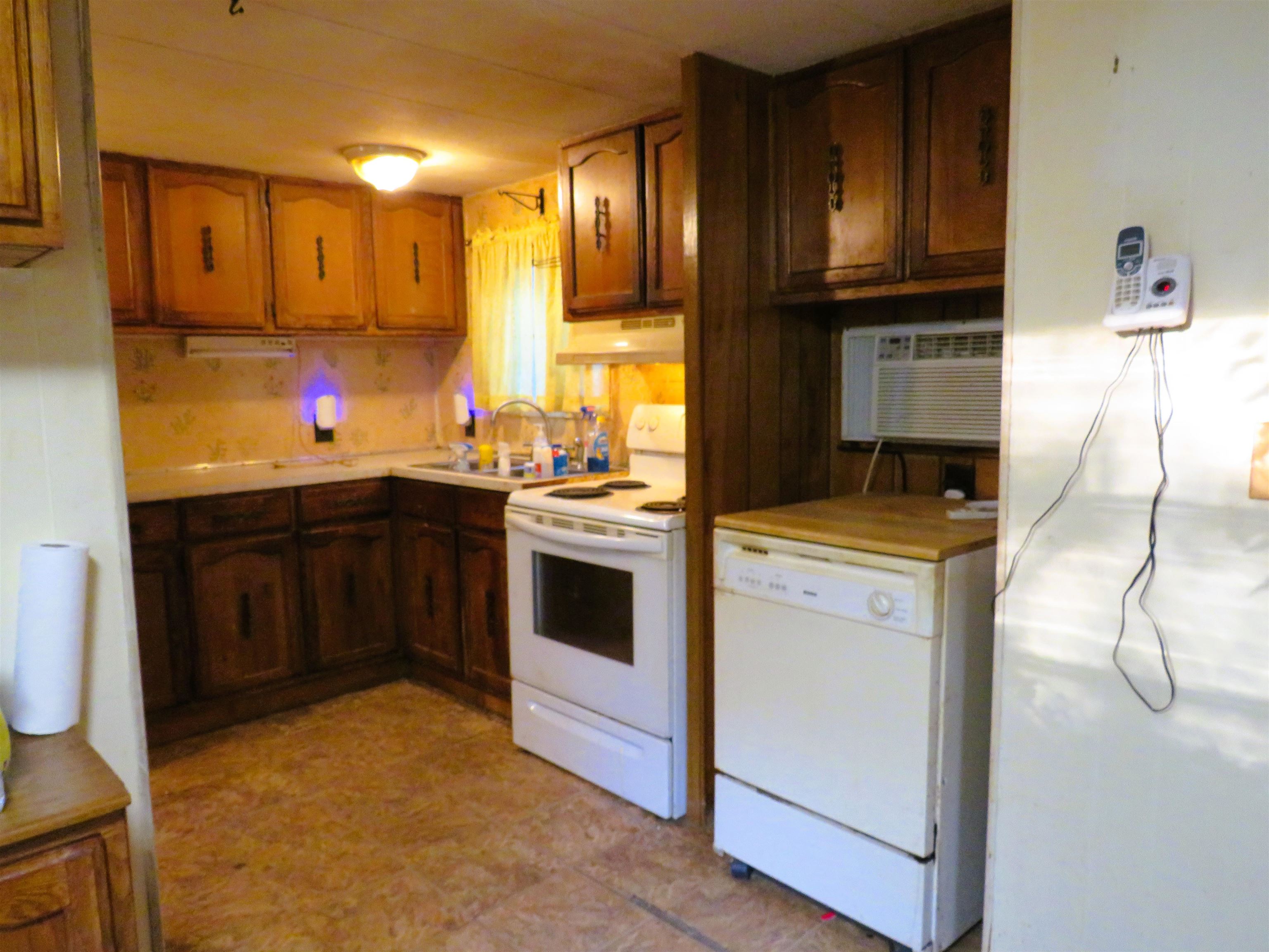 313 Plain Road Hinsdale, NH 03451 - Photo 13 of 25 Gallery Image 13