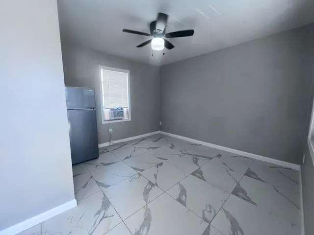 $1,350 | 2843 Forest Hill Boulevard, Unit 2, Palm Springs, FL 33406