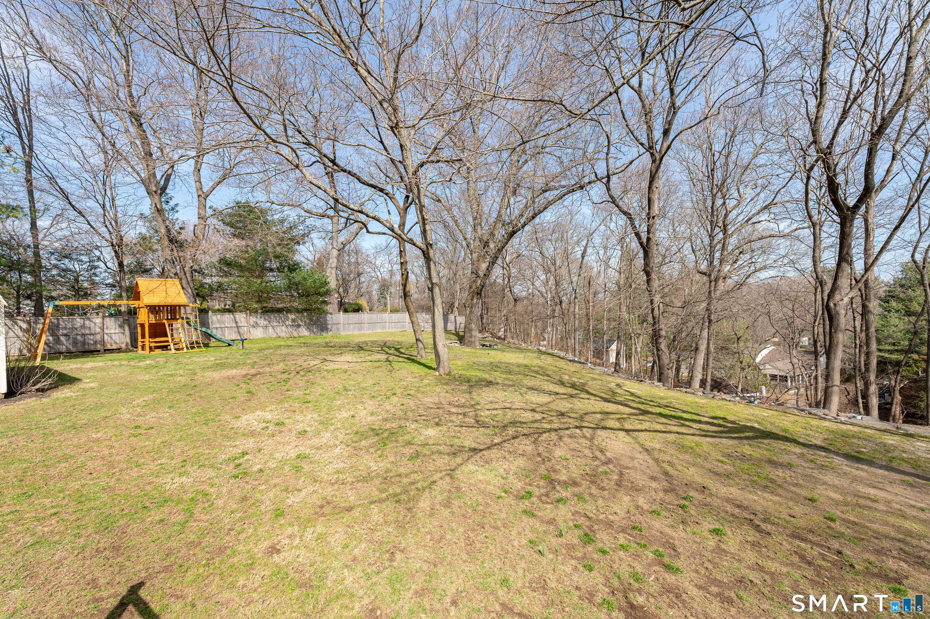 264 Chestnut Hill Road Norwalk, CT 06851 - Photo 25 of 31