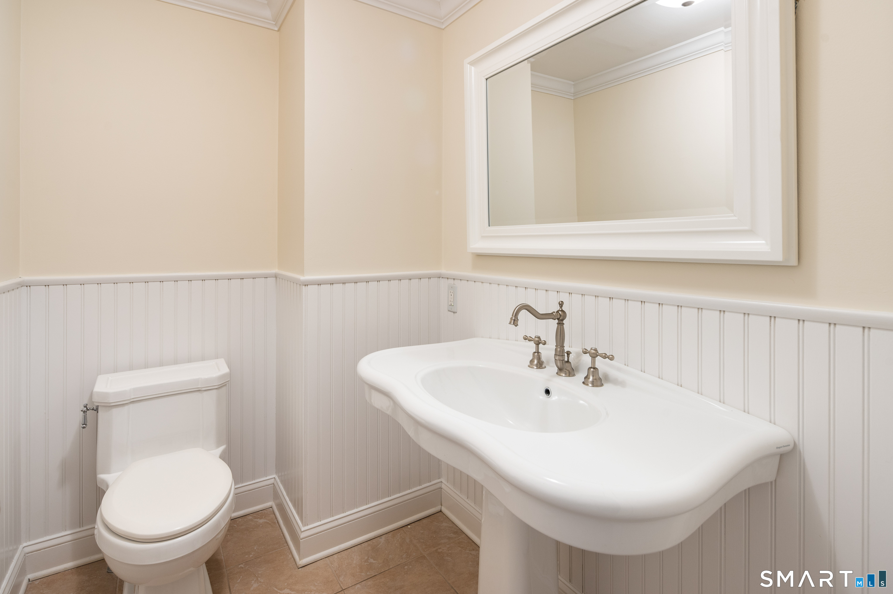 264 Chestnut Hill Road Norwalk, CT 06851 - Photo 8 of 31