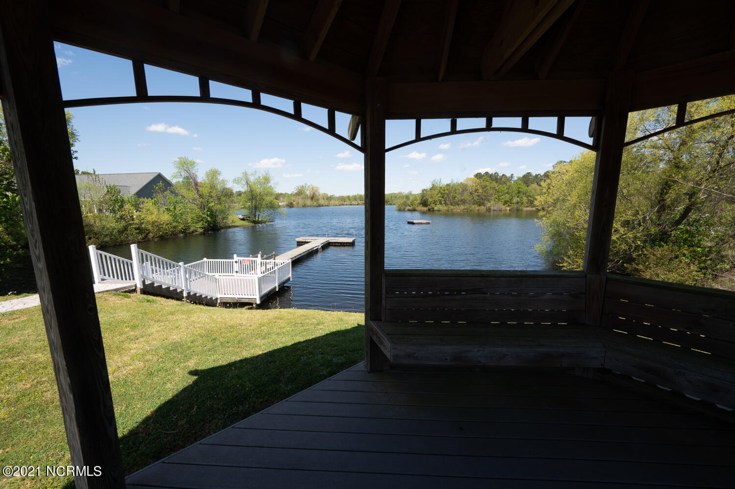 101 Jones Farm Road New Bern, NC 28560 - Photo 22 of 24 Community gazebo