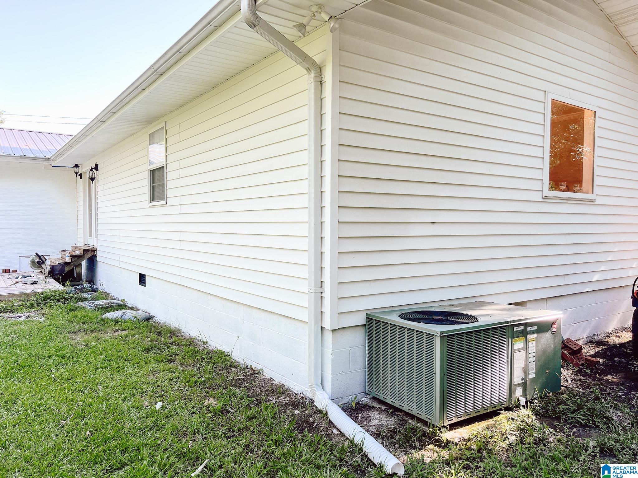 3651 Black Road Rainbow City, AL 35906 - Photo 6 of 28