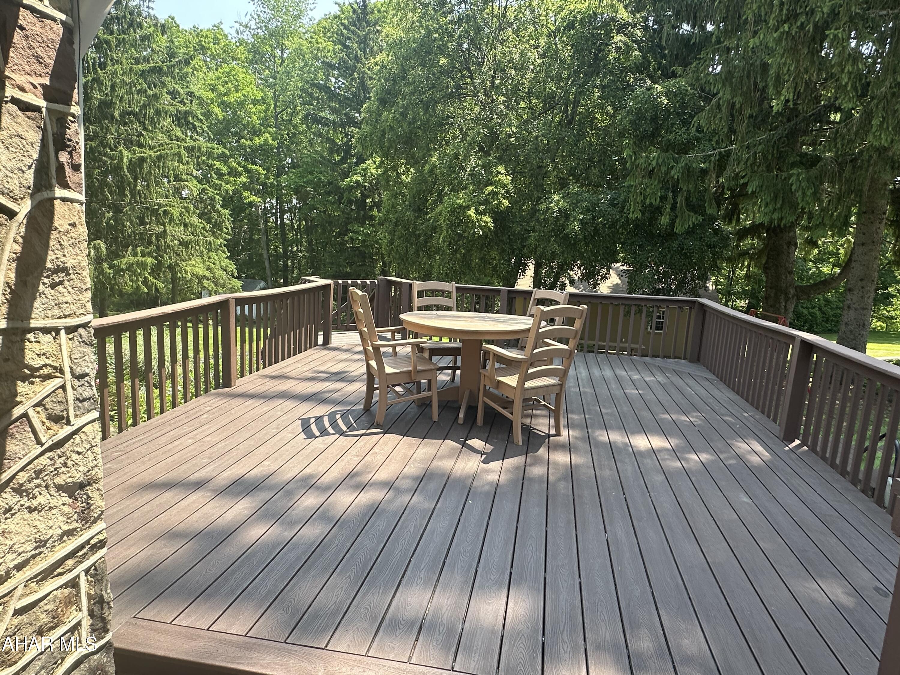 328 Avalon Road Altoona, PA 16601 - Photo 32 of 34
