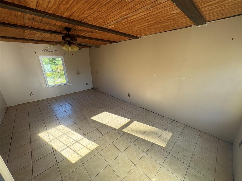 581 Yates Road Punxsutawney, PA 15767 - Photo 3 of 24