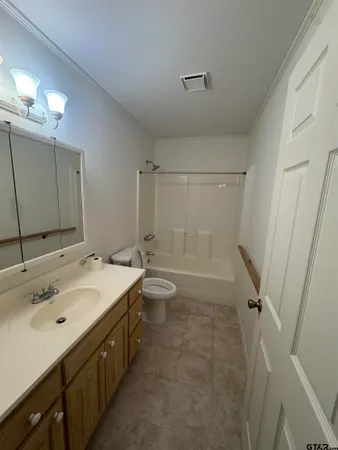 $200,000 | 16444 Lakeview Circle, Whitehouse, TX 75791