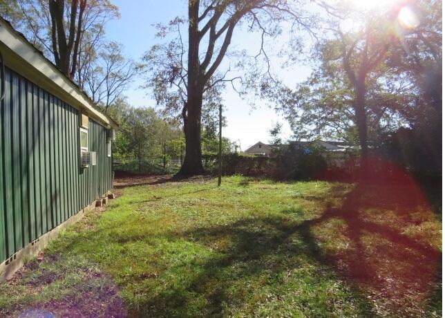 1942 Harrison Road Augusta, GA 30904 - Photo 2 of 12 IMG_3051