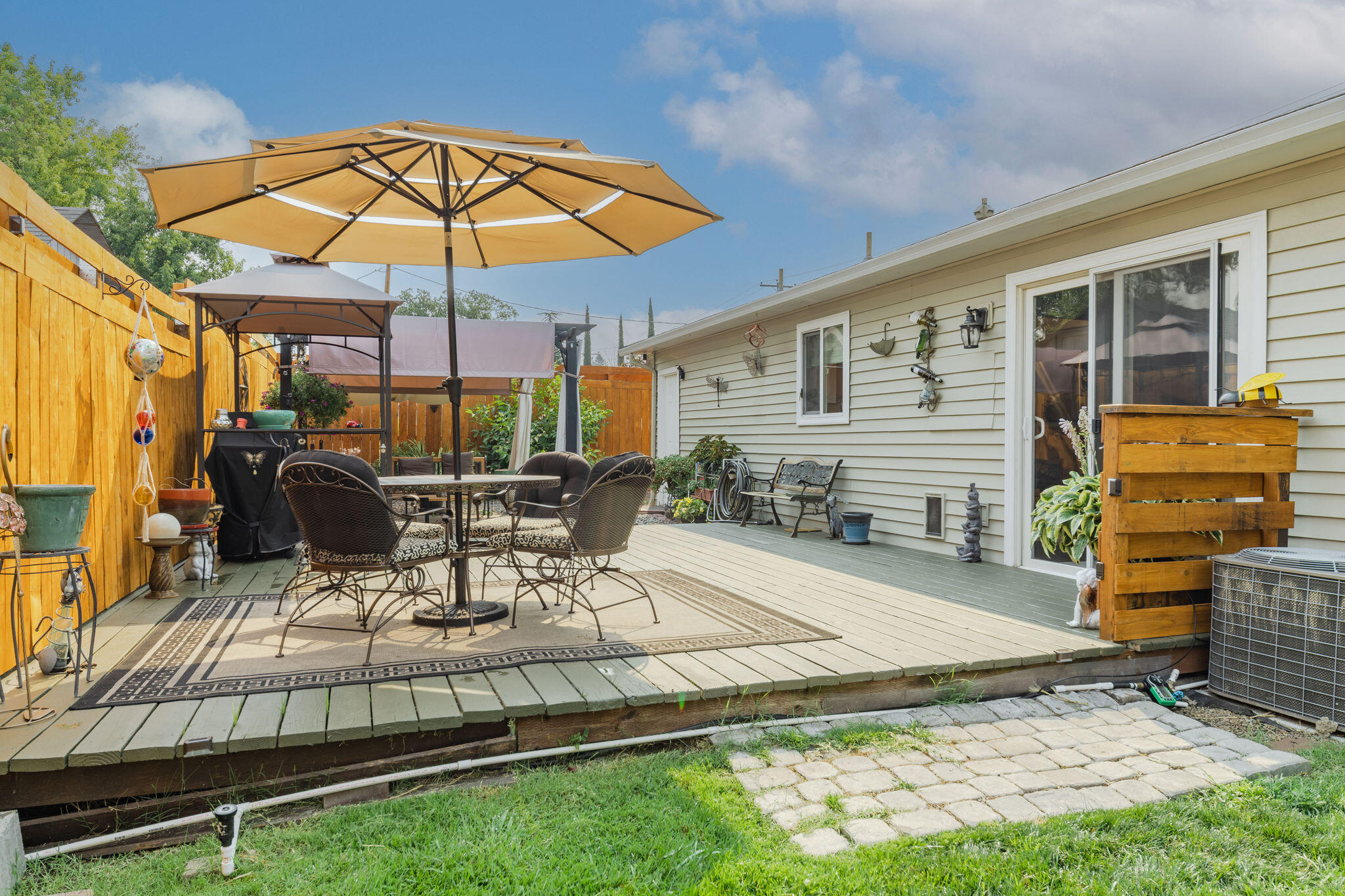 1601 Roberts Road Medford, OR 97504 - Photo 23 of 27 HD-4