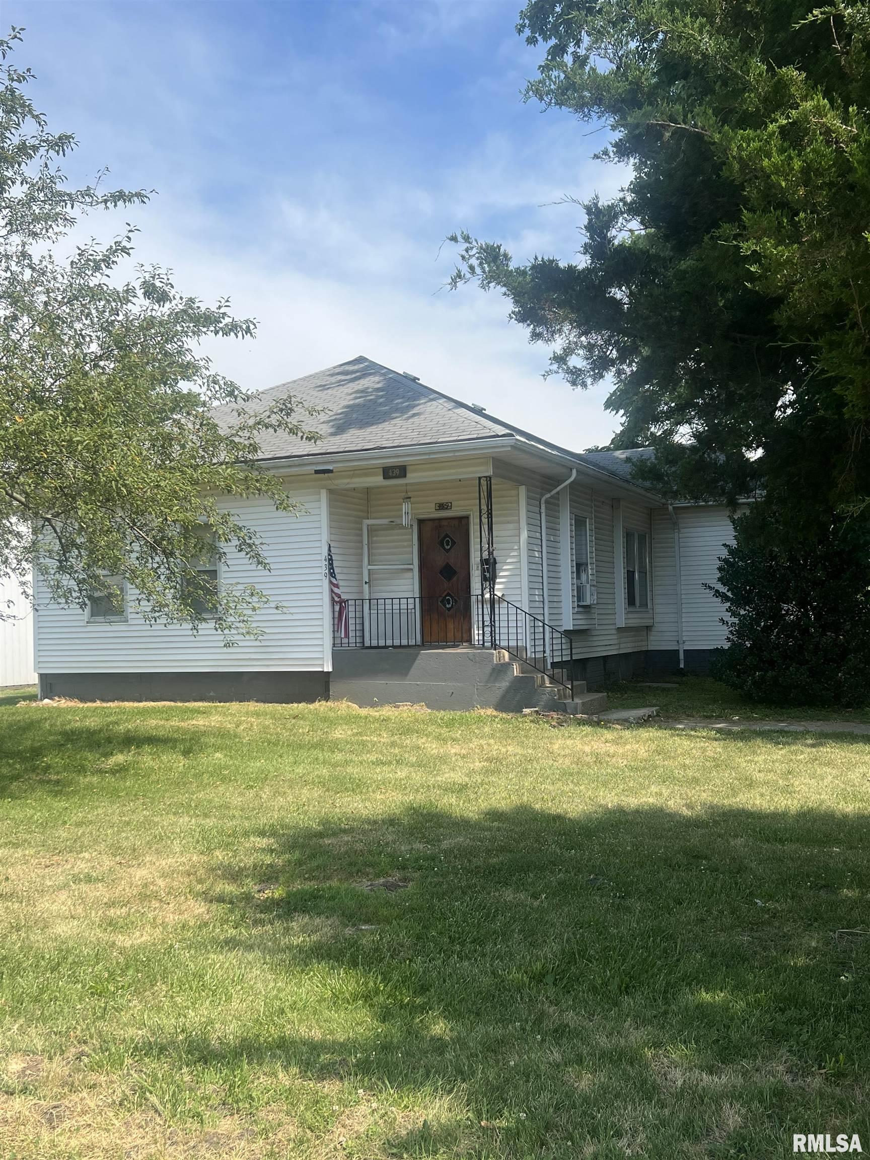 439 West Grand Street Roodhouse, IL 62082 - Photo 12 of 12 Gallery Image 12