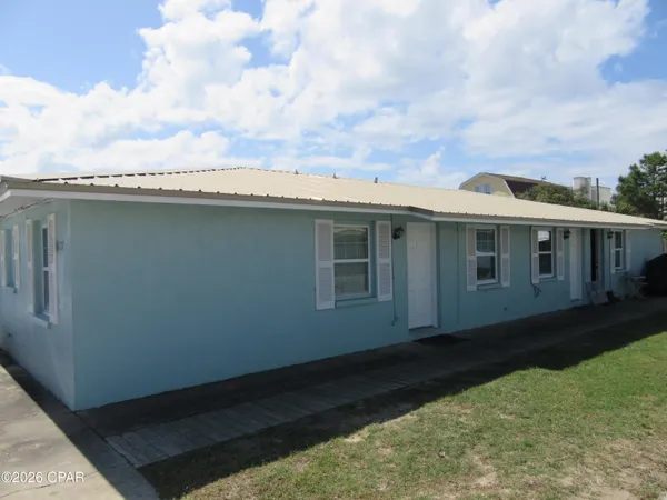 $1,295 | Undisclosed Address, Panama City, FL 32408