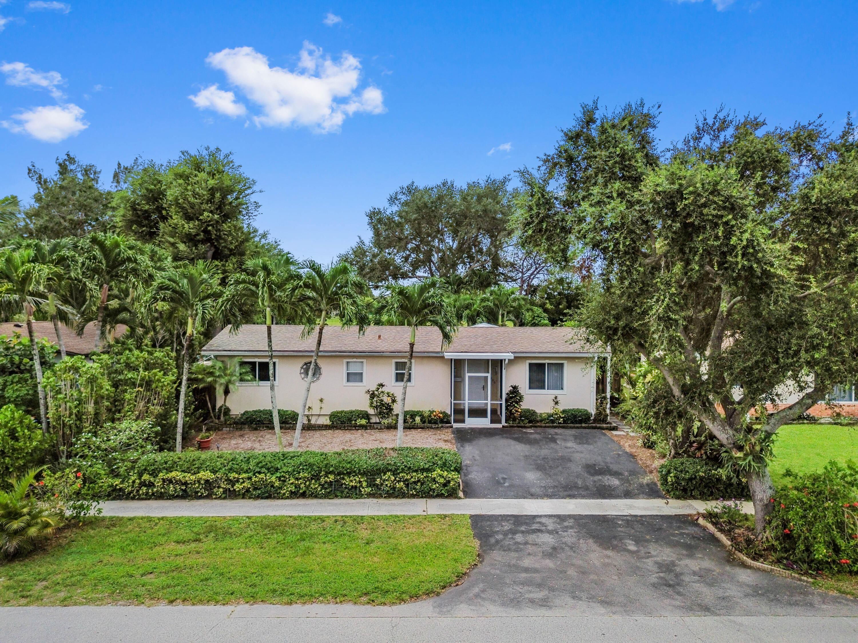 3906 Kewanee Road Lake Worth, FL 33462 - Photo 2 of 28 1b