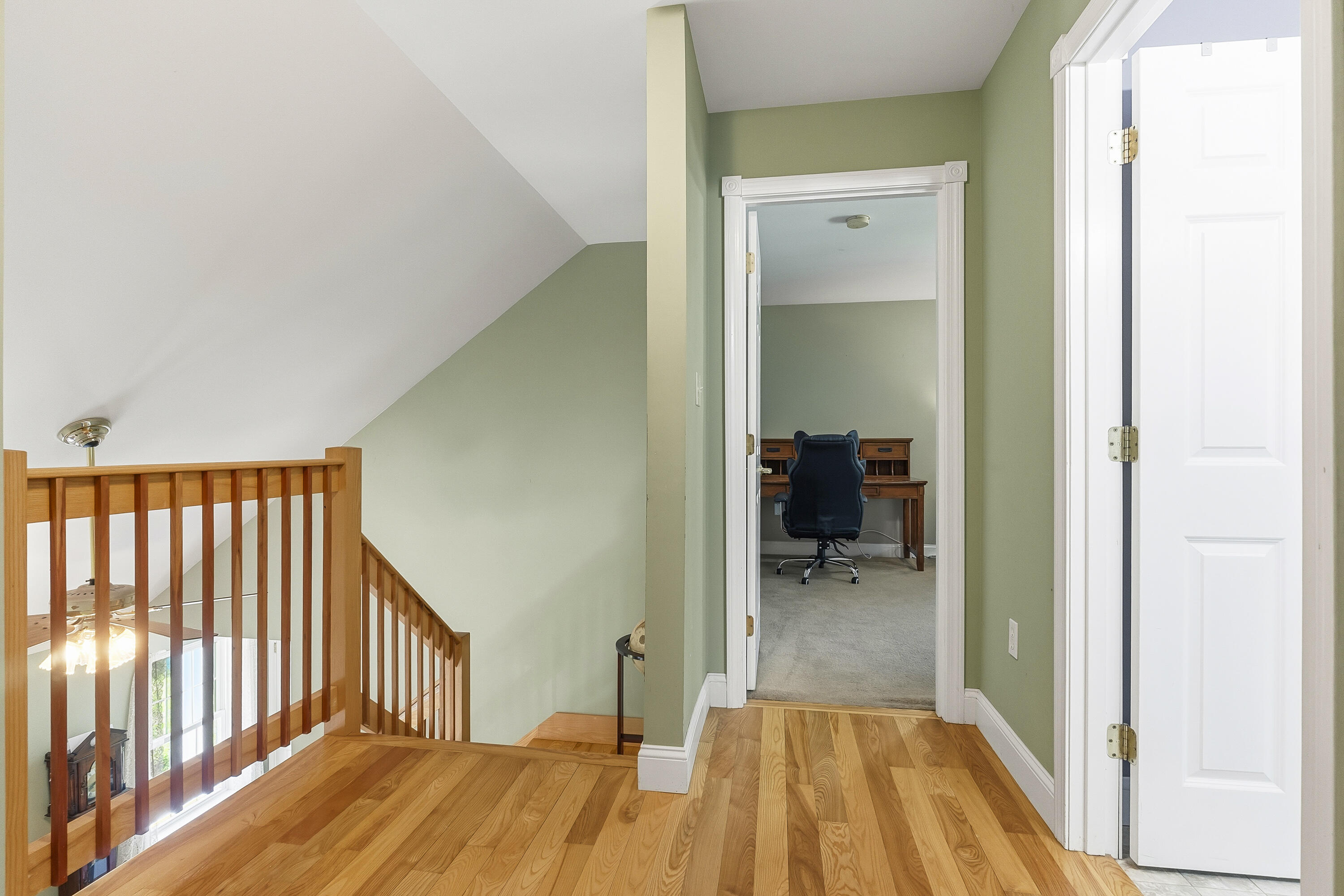 79 Beaver Pond Road Topsham, ME 04086 - Photo 27 of 74 Second Floor Landing/Hallway