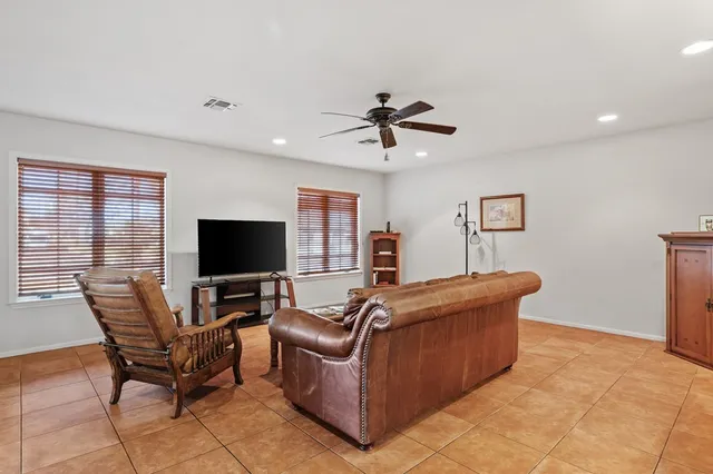 $695,000 | 505 Waldrip Street, Fredericksburg, TX 78624