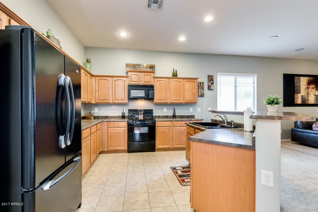 4321 West Summerside Road Laveen, AZ 85339 - Photo 9 of 39 09-Summerside
