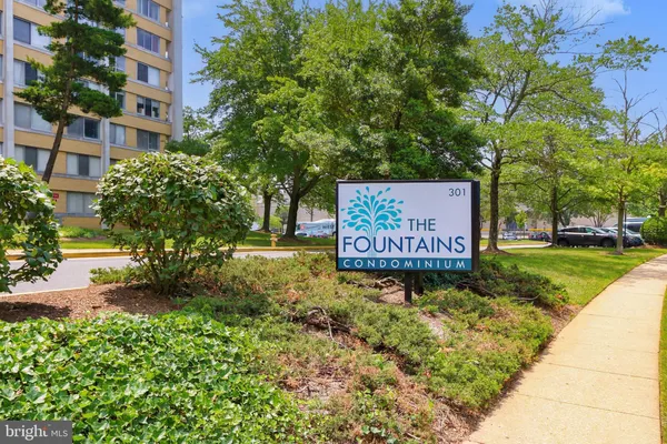$399,000 | 301 North Beauregard Street, Unit 1608, Alexandria, VA 22312