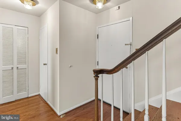 $389,000 | 301 North Beauregard Street, Unit 1608, Alexandria, VA 22312