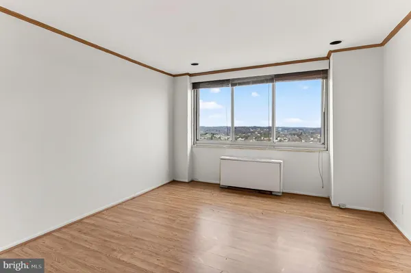 $389,000 | 301 North Beauregard Street, Unit 1608, Alexandria, VA 22312