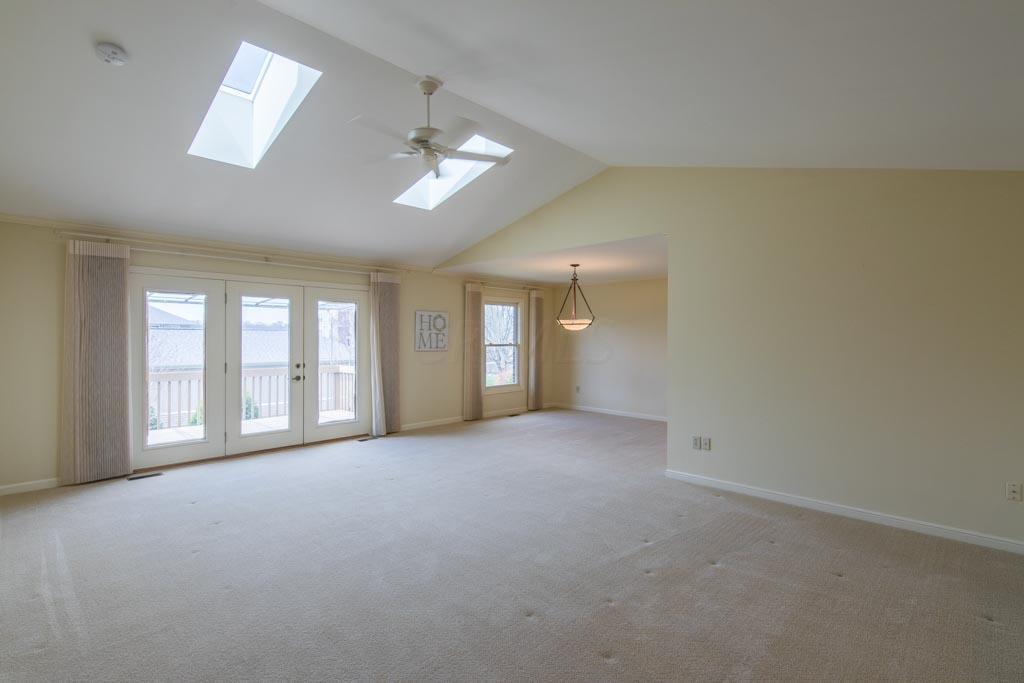 5725 Newgate Road Dublin, OH 43017 - Photo 4 of 37 Gallery Image 4