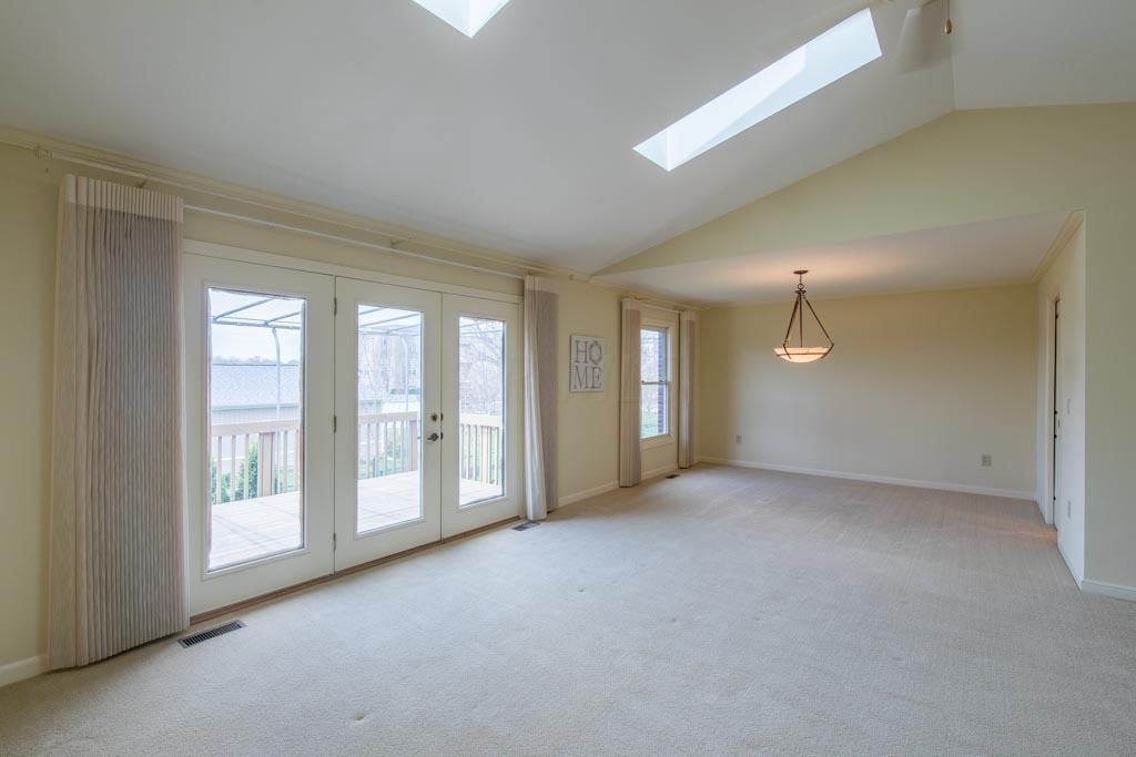 5725 Newgate Road Dublin, OH 43017 - Photo 8 of 37 Gallery Image 8