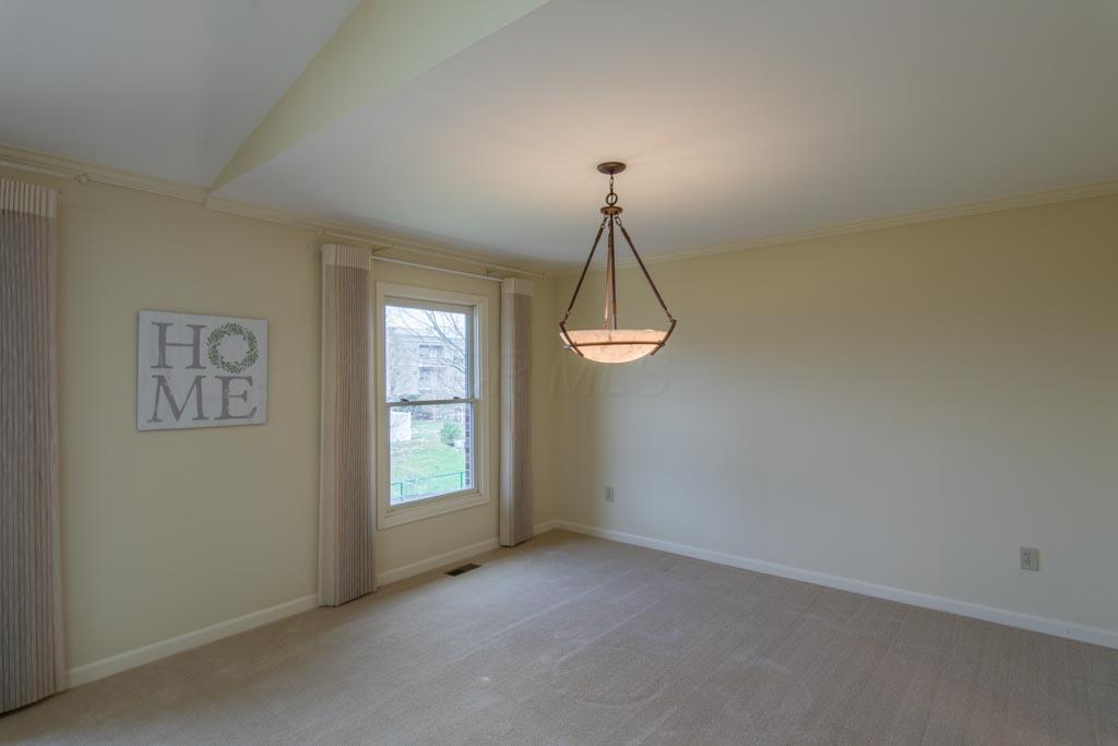 5725 Newgate Road Dublin, OH 43017 - Photo 9 of 37 Gallery Image 9