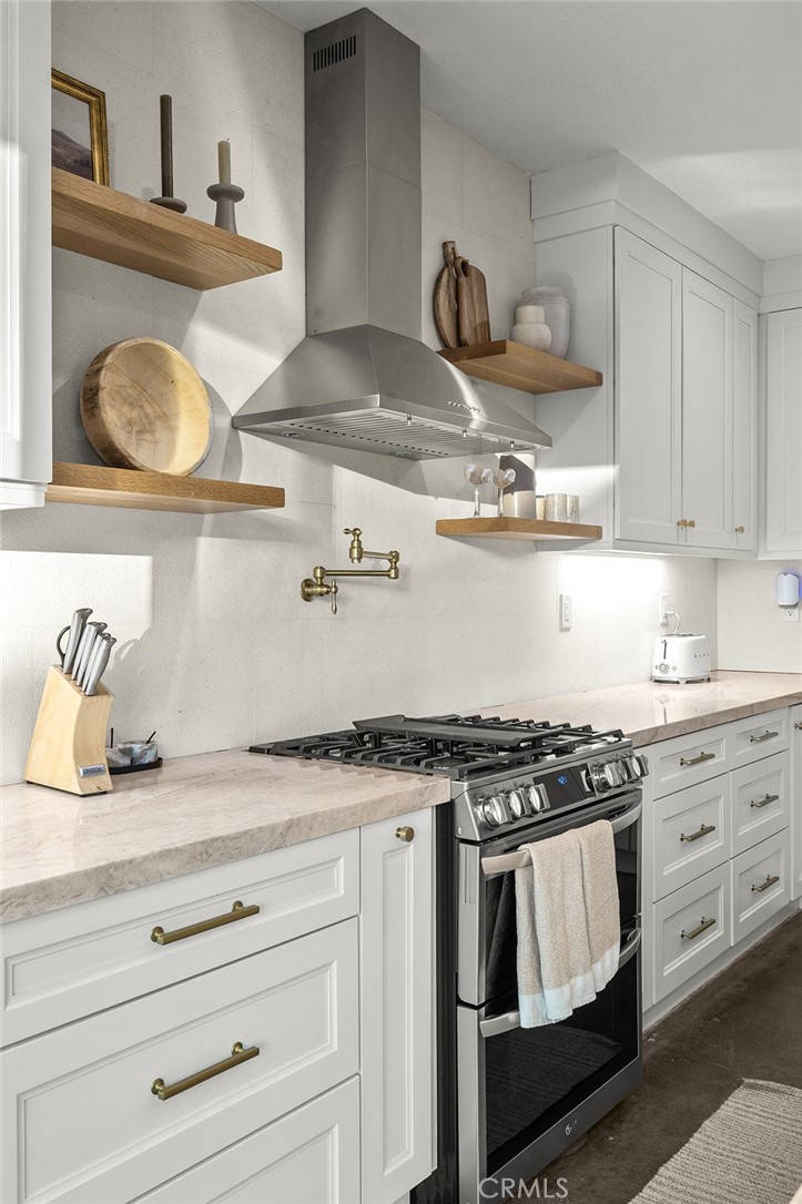 6945 Cedar Creek Road Eastvale, CA 92880 - Photo 6 of 44