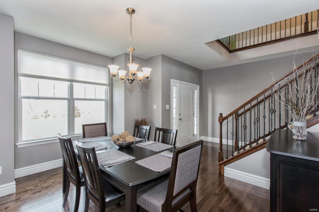 460 Maple Rise Path Chesterfield, MO 63005 - Photo 3 of 46 Gallery Image 3