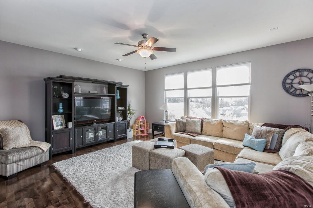 460 Maple Rise Path Chesterfield, MO 63005 - Photo 6 of 46 Gallery Image 6