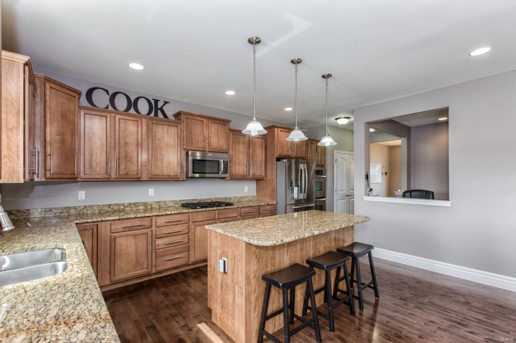 460 Maple Rise Path Chesterfield, MO 63005 - Photo 10 of 46 Gallery Image 10