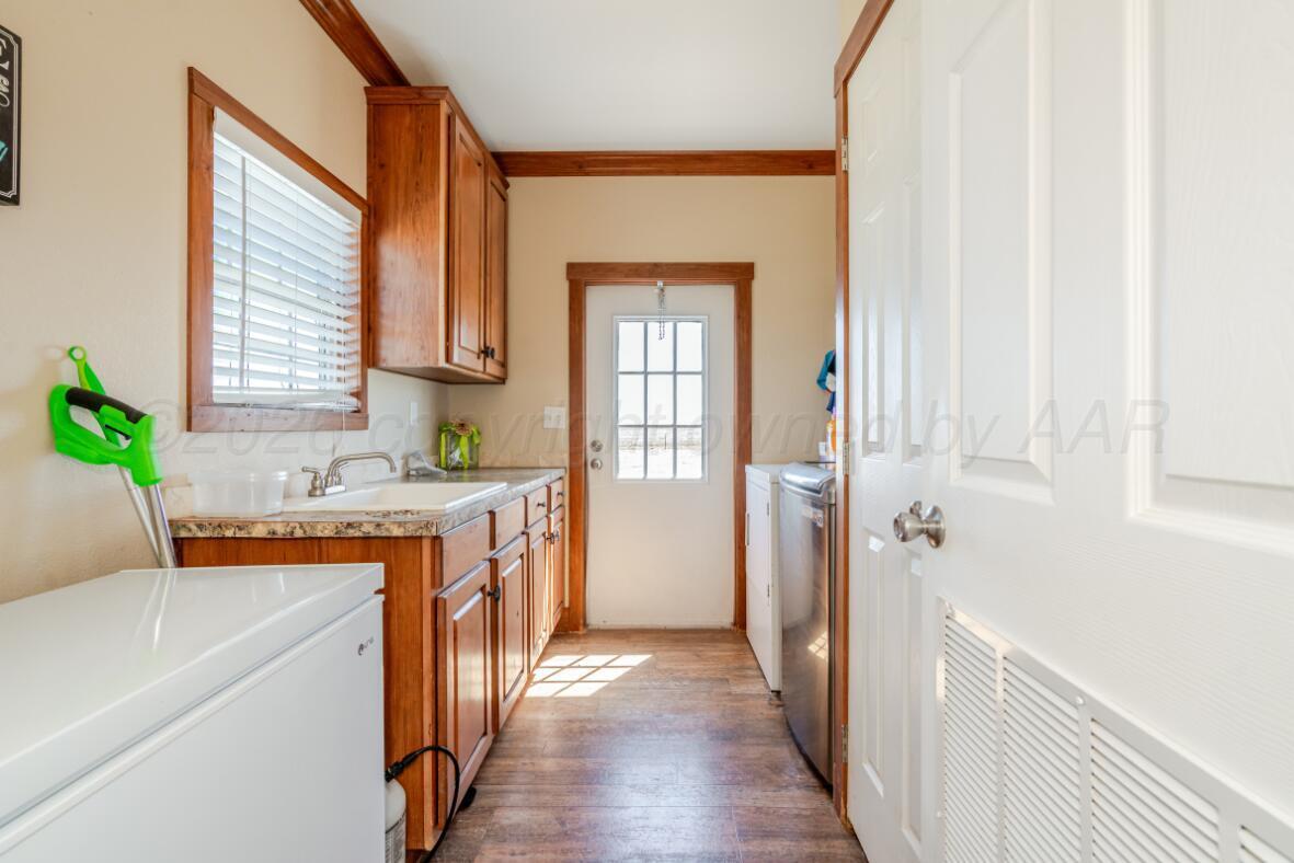 9960 South County Line Road Channing, TX 79018 - Photo 13 of 25 26