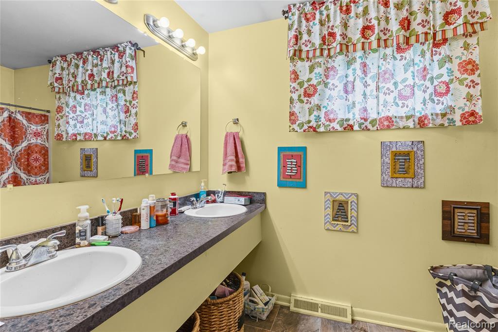 6270 East Dodge Road Mount Morris, MI 48458 - Photo 16 of 31