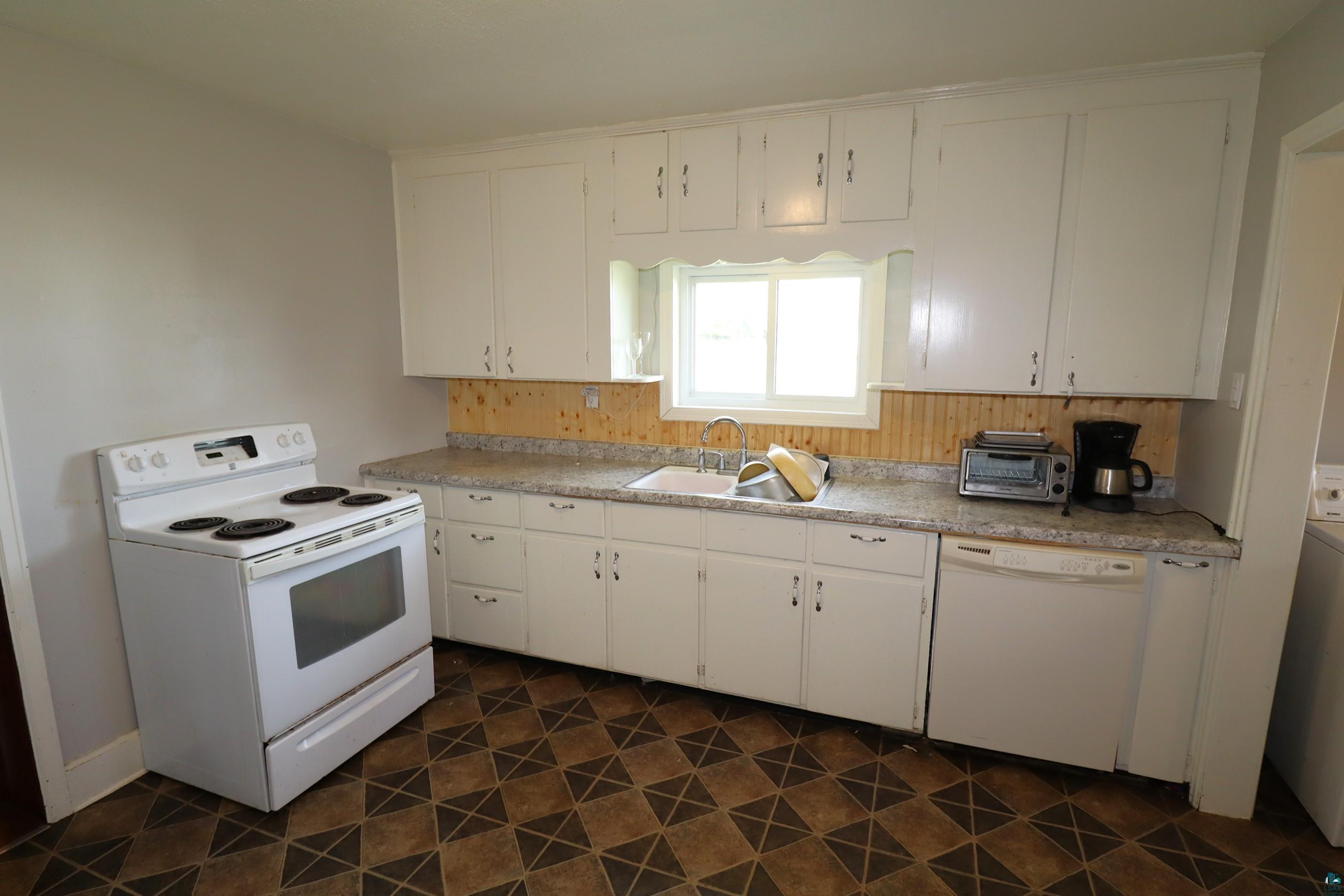 70780 Galligan Road Ashland, WI 54806 - Photo 23 of 37 Gallery Image 23