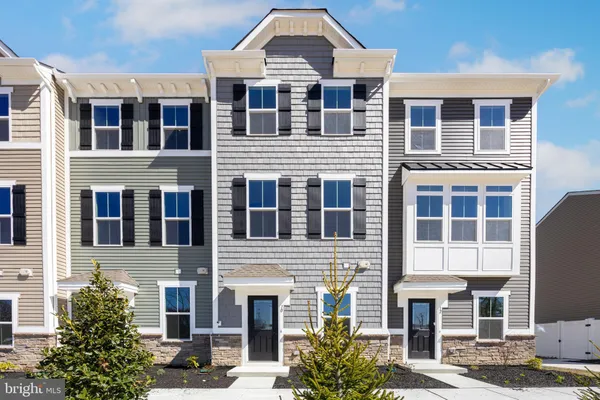 $2,900 | 10 Sidney Lane, Stratford, NJ 08084