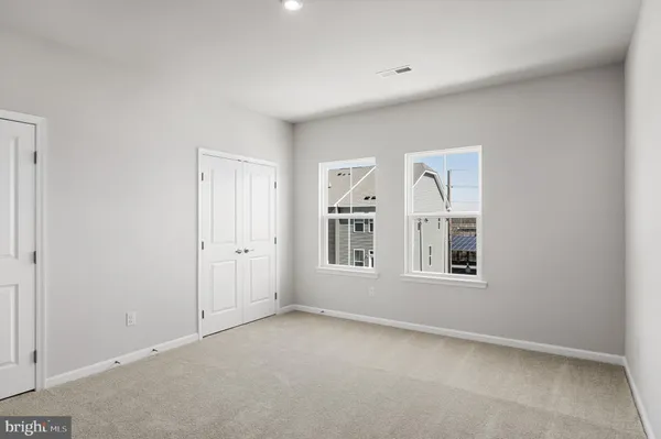 $2,900 | 10 Sidney Lane, Stratford, NJ 08084