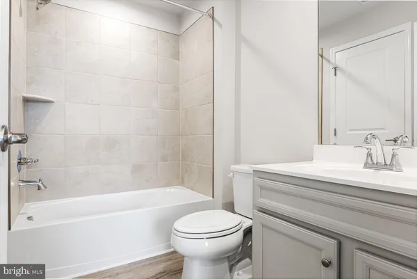 $2,900 | 10 Sidney Lane, Stratford, NJ 08084