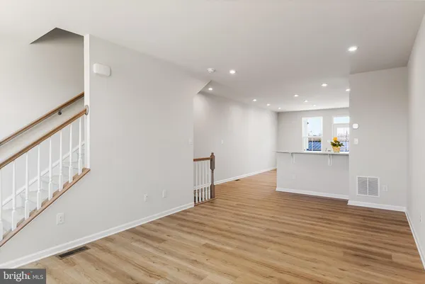 $2,900 | 10 Sidney Lane, Stratford, NJ 08084