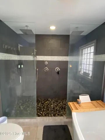 $2,800 | 247 Shore Drive, Atlantic Beach, NC 28512