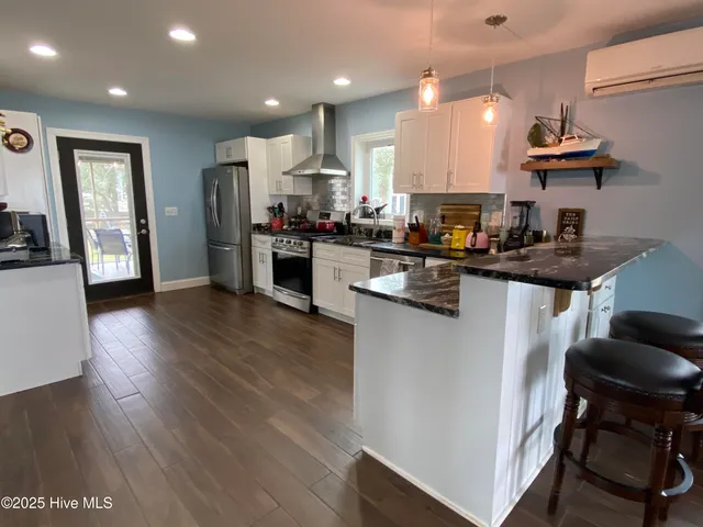 $2,800 | 247 Shore Drive, Atlantic Beach, NC 28512