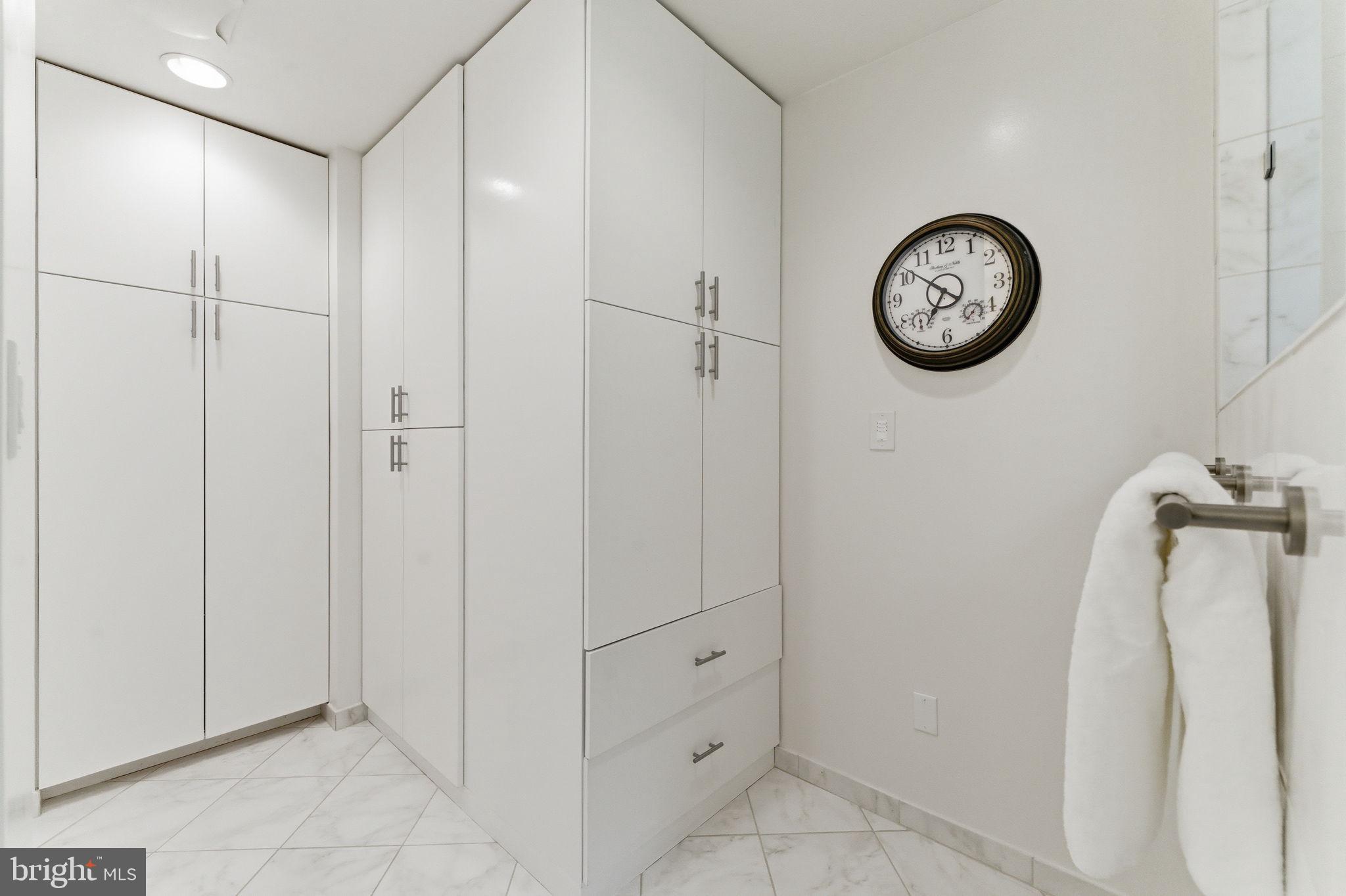 1608 Woodstock Lane Reston, VA 20194 - Photo 33 of 76