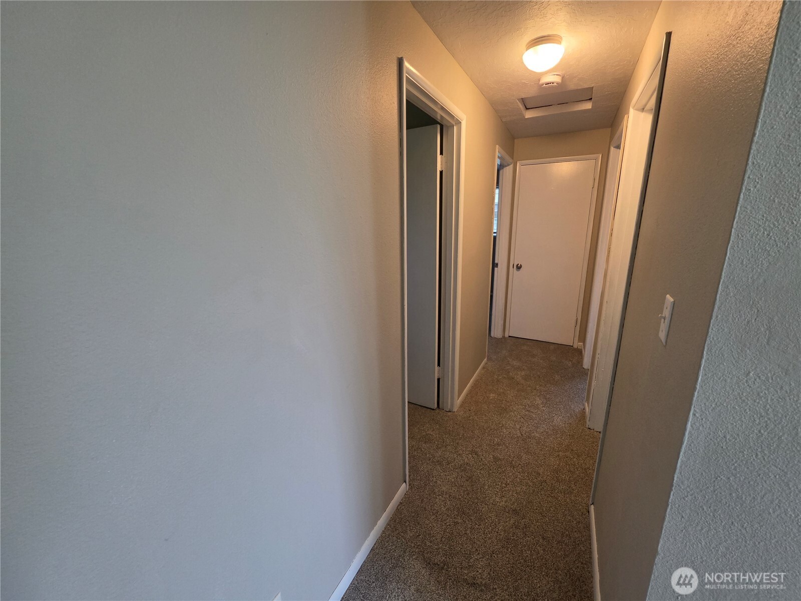 3293 Olive Way Longview, WA 98632 - Photo 13 of 30