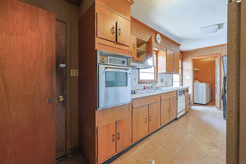 1129 9th Avenue South Myrtle Beach, SC 29577 - Photo 7 of 32