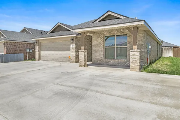 $305,000 | 1744 Lullwater Road, Amarillo, TX 79118