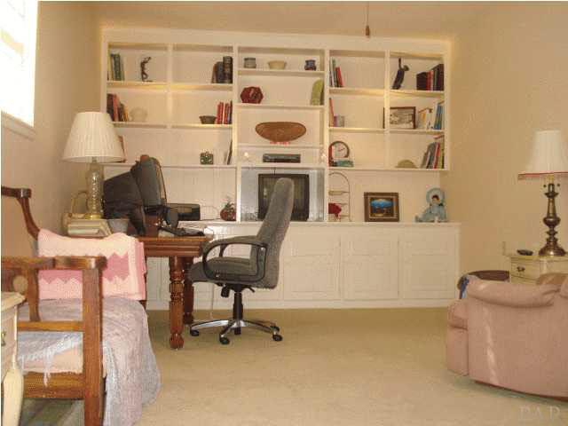 5580 Hibiscus Road Pensacola, FL 32504 - Photo 8 of 15 Den/Office/Game Room with skylight