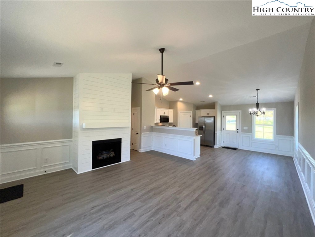 129 Dogwood Ridge Sparta, NC 28675 - Photo 3 of 22 Gallery Image 3